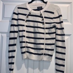 Abercrombie and fitch navy blue stripped sweater
